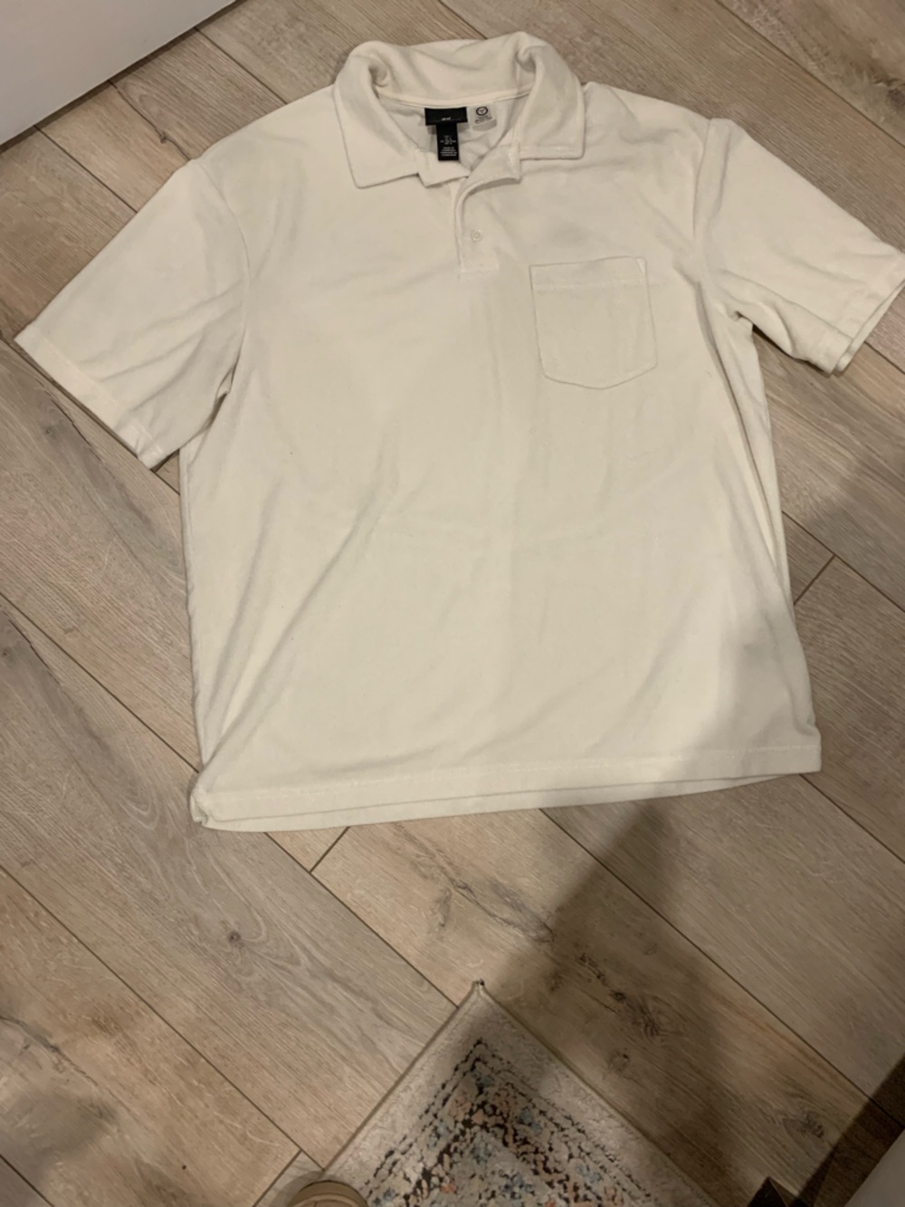 Classic White Men’s Polo Shirt with Chest Pocket